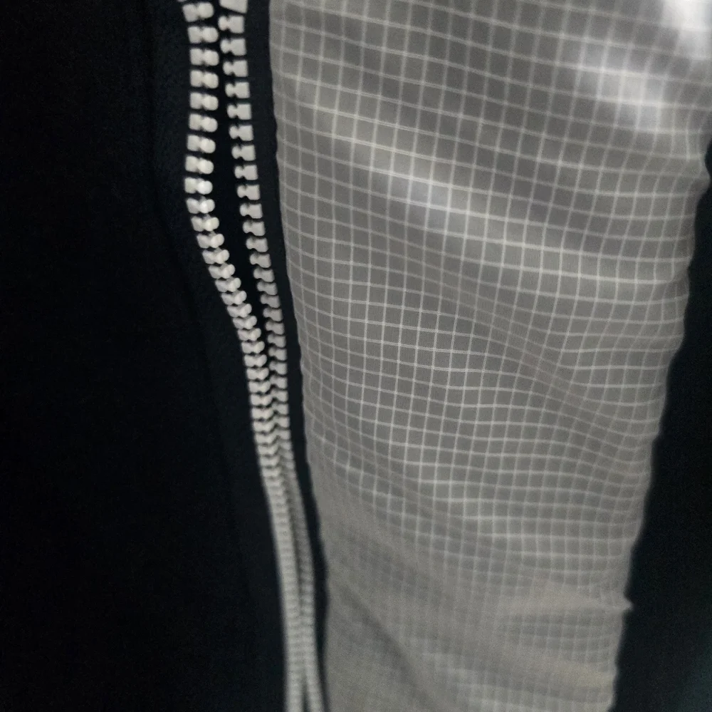 PUMA Men's BMW Motorsport Crew Neck Sweatshirt Medium - Picture 3 of 6